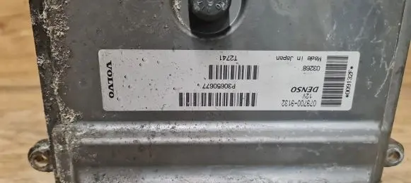 Volvo V50 Engine control unit/module P30650677