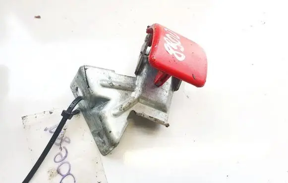 Volvo V50 Engine bonnet (hood) release handle