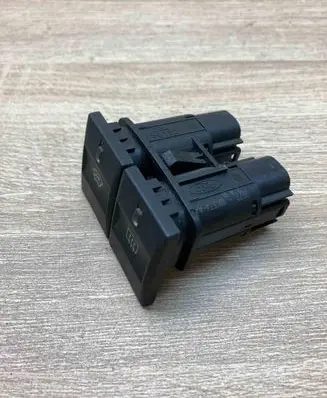 Ford Mondeo Mk III Windscreen/window heater switch 1S7T18K574AA