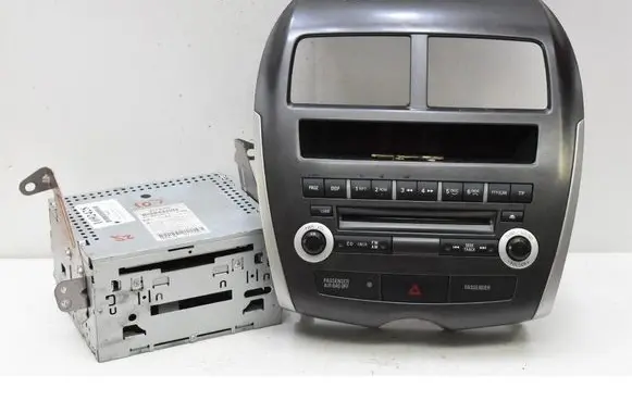 Mitsubishi ASX Radio/CD/DVD/GPS head unit 8701A352