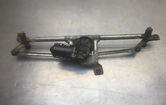 Volkswagen Polo Front wiper linkage 6N1955325 6N1955326 0390241178
