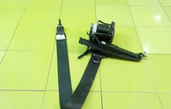Nissan Note (E12) Front seatbelt 868843VU1B BEZPIECZENSTWA