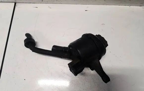 Mercedes-Benz C W203 Power steering fluid tank/reservoir A2034600083