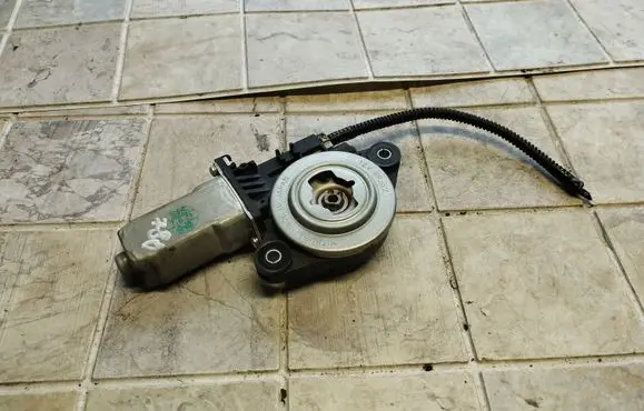 Sunroof motor/actuator