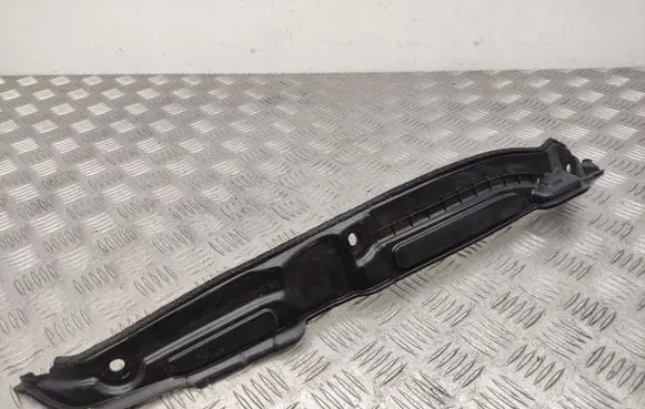 Hyundai i20 (GB IB) Fender end trim 84142C8000