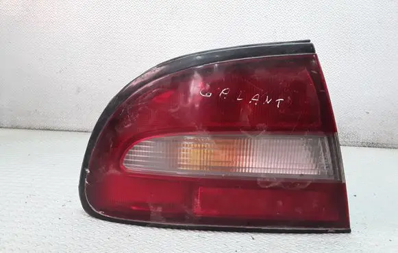 Mitsubishi Galant Rear/tail lights 0431593L
