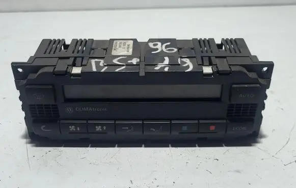 Volkswagen Golf IV Climate control unit 3B1907044H 2400022303