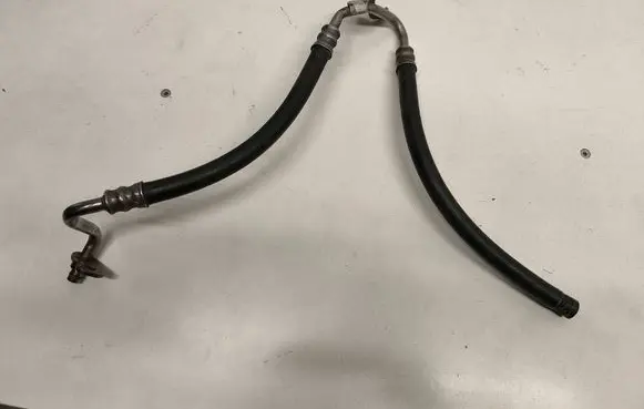 Mercedes-Benz E W213 Power steering hose/pipe/line A2124604624