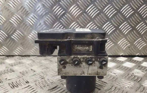 Volkswagen Polo IV 9N3 ABS Pump 6Q0614117S