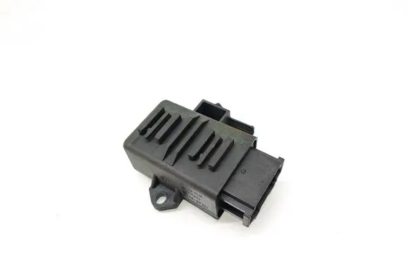 Volkswagen Caddy Seat heating relay 1K0959772
