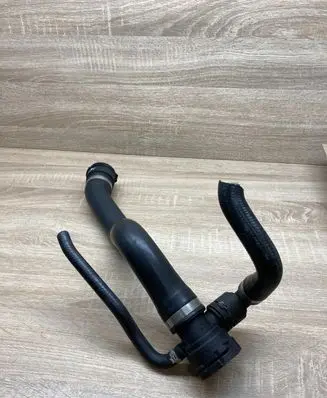 BMW 3 E90 E91 Engine coolant pipe/hose 7797257
