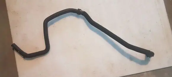 Jaguar XJ X350 Engine coolant pipe/hose AW938D050BC