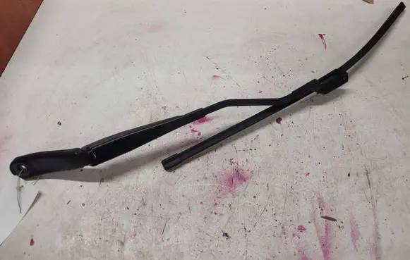 Volvo V40 Front wiper blade arm 31276059
