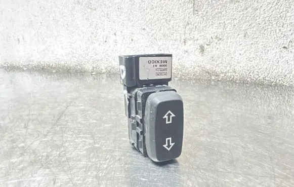 Opel Insignia A Seat control switch 13282592 3308A1