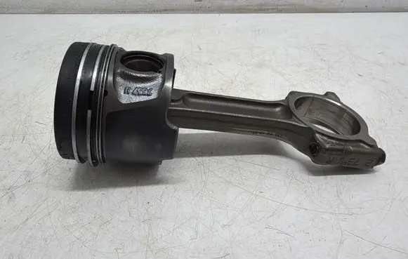 Mercedes-Benz Citan W415 Piston 7657H