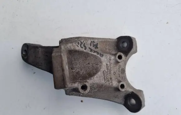 Audi A6 S6 C6 4F Engine mounting bracket 4F0199307AE