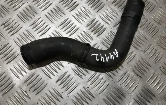 Volkswagen Golf IV Engine coolant pipe/hose