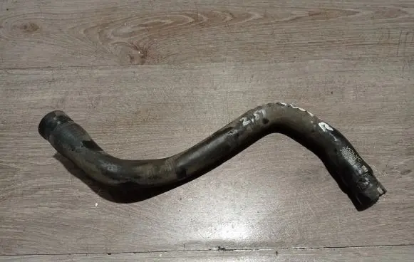 Volvo S60 Engine coolant pipe/hose 30680923