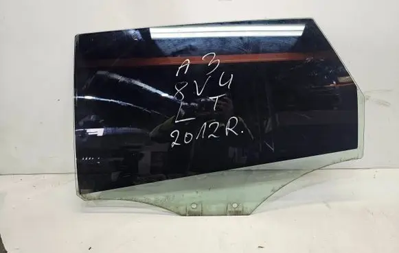 Audi A3 S3 8V Sliding door window/glass 8V4