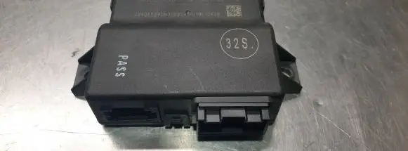 Audi A1 Gateway control module 8U0907468G