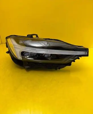 Volvo XC60 Headlight/headlamp 32404706