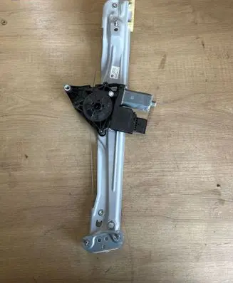 Opel Crossland X Front window lifting mechanism without motor 39227500