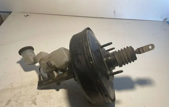 Toyota RAV 4 (XA20) Brake booster 13101011260 2l04310