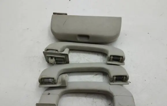 Mercedes-Benz B W245 Front interior roof grab handle A1698100151 A1698100041