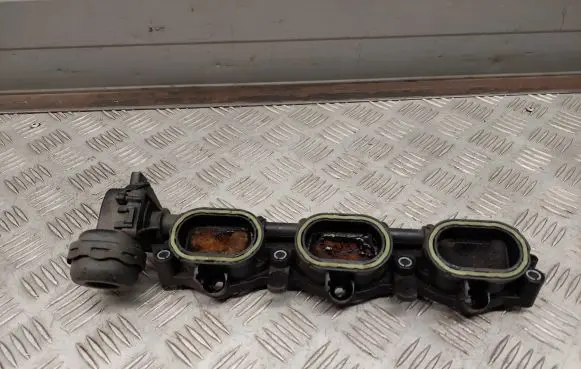 Audi Q7 4M Intake manifold 06E133109 06E133159S