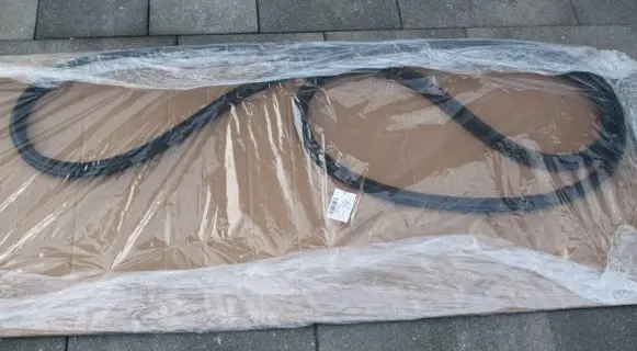 Volkswagen Crafter Rubber seal front door (on door) 7C0837911 476667