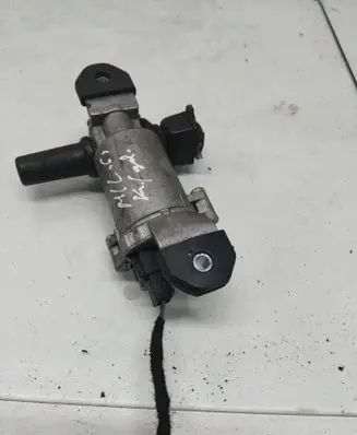 Mercedes-Benz ML W163 Vent window/glass motor A1638201442