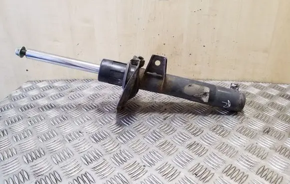 Volkswagen PASSAT B8 Front shock absorber/damper 3Q0413031BN