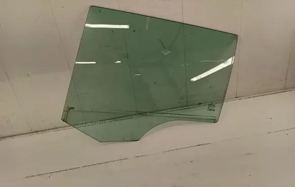 Mercedes-Benz E W212 Loading door trunk window/glass 43R001025