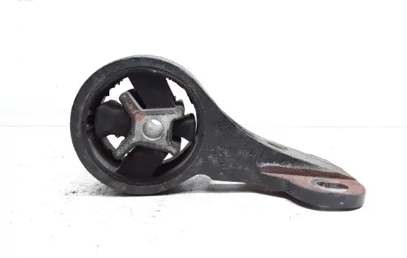 Volvo V40 Engine mount bracket 322A47
