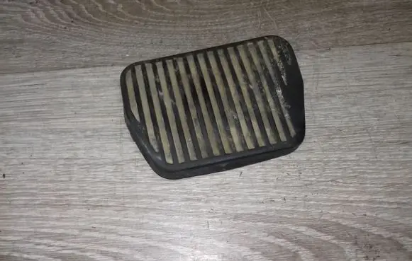Volvo XC70 Brake pedal 3516078