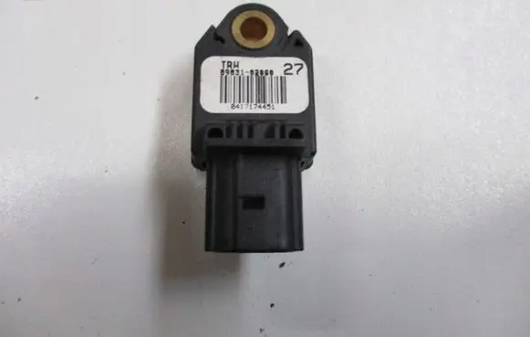 Toyota Hilux (N140, N150, N160, N170) Airbag deployment crash/impact sensor 8983102060