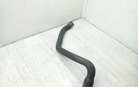 Peugeot 208 Engine coolant pipe/hose