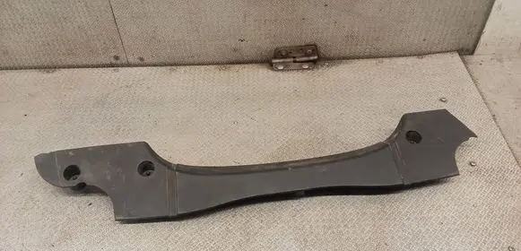 Volkswagen Touareg I Radiator trim 7L6805283B