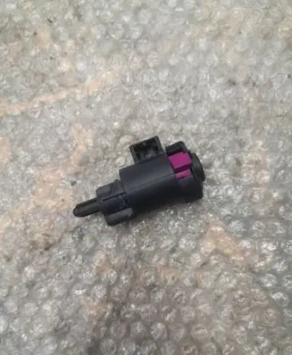 Audi A6 S6 C7 4G Brake pedal sensor switch 4F0945459B