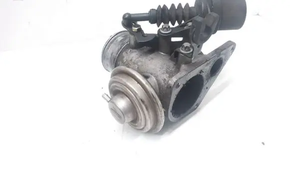 Mercedes-Benz C W202 EGR valve A6110980417