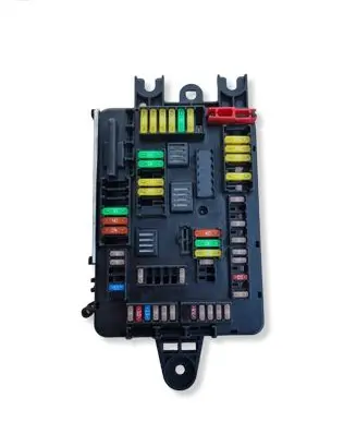 BMW 3 F30 F35 F31 Fuse module 9389070 0L48890L 1956100000
