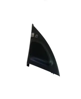 Front door high frequency speaker