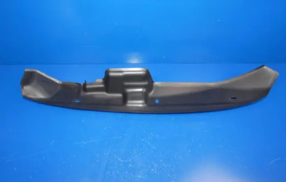 Volvo XC90 Fender end trim 31353953 BQ2FA