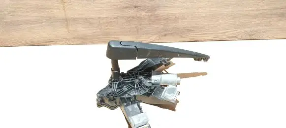 Peugeot 308 Rear window wiper motor 9677680580 0390208008