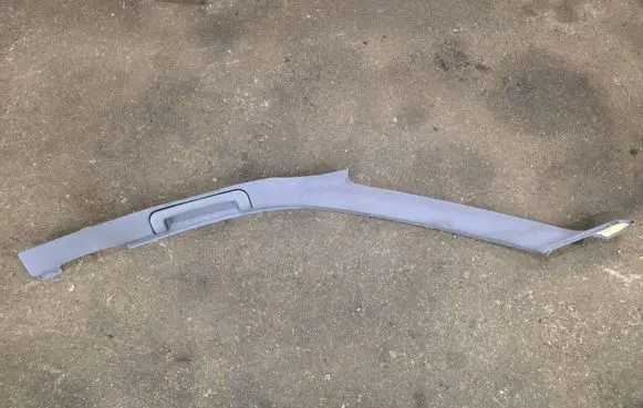 Audi A8 S8 D2 4D (A) pillar trim