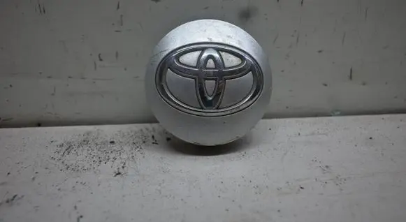 Toyota Yaris Original wheel cap 0030281