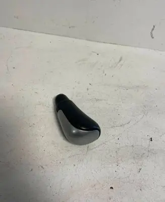 Subaru Legacy Gear lever shifter trim leather/knob