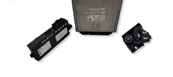BMW X5M E70 Engine ECU kit and lock set 7621329