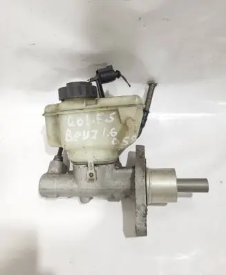 Volkswagen Golf V Master brake cylinder 03350886321