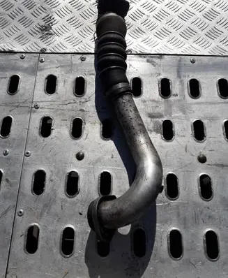 BMW 5 E60 E61 Intercooler hose/pipe 7790089 11884410 21040C